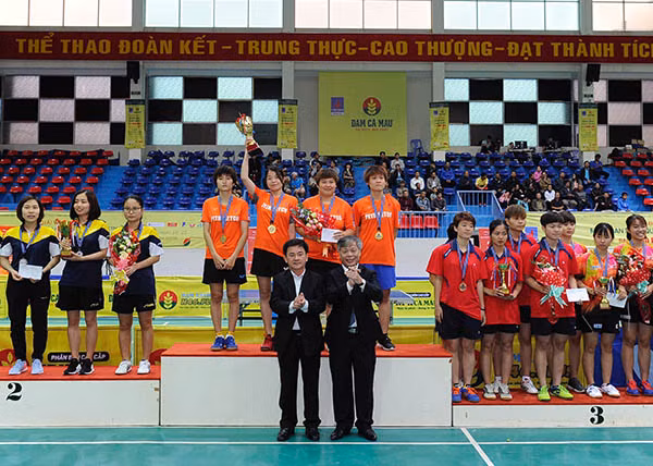 Mãi dư âm tình yêu “ping pong” trên phố núi Đà Lạt ảnh 8