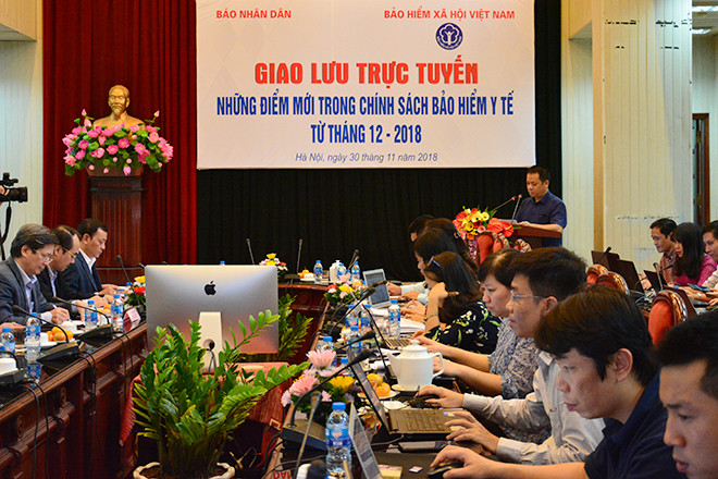 Giao lưu trực tuyến “Những điểm mới trong chính sách bảo hiểm y tế từ tháng 12-2018” ảnh 1