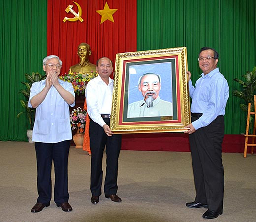 Tổng Bí thư Nguyễn Phú Trọng thăm và làm việc tại Bình Thuận ảnh 1 Tổng Bí thư Nguyễn Phú Trọng thăm và làm việc tại Bình Thuận ảnh 1