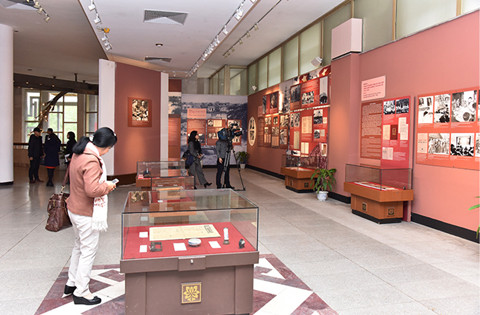 Khai mạc triển lãm "Tổng Bí thư Trường Chinh - Người học trò xuất sắc của Chủ tịch Hồ Chí Minh" ảnh 6