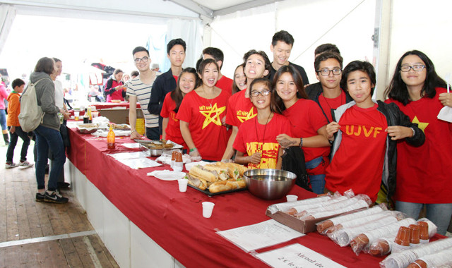 Báo Nhân Dân tham dự Hội báo Nhân Đạo tại Pháp ảnh 5