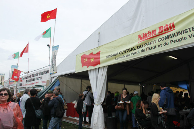 Báo Nhân Dân tham dự Hội báo Nhân Đạo tại Pháp ảnh 6