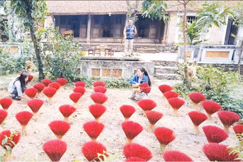 Cảnh trong phim “Ngược đường ngược nắng”.