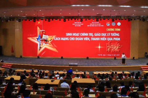 Buổi chiếu “Tổ quốc trong tim: The Concert Film” tại Học viện Chính sách và Phát triển 