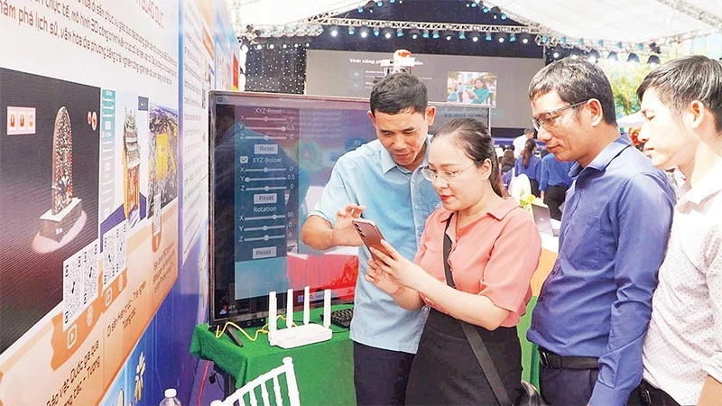 Đà Nẵng tiên phong chuyển đổi số: Xã Phú Ninh và phường Hương Trà đạt kết quả ấn tượng
