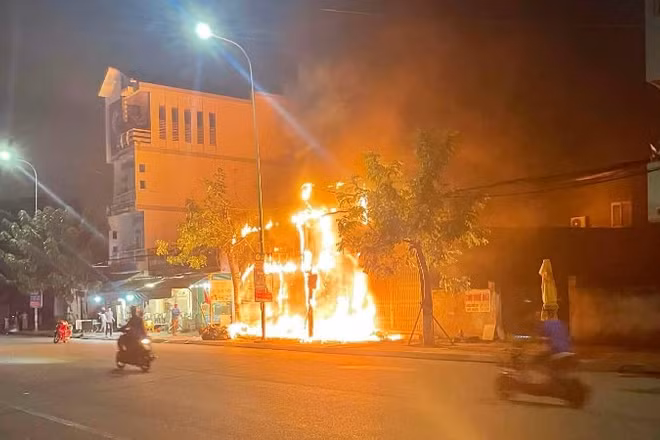 Hiện trường vụ cháy.