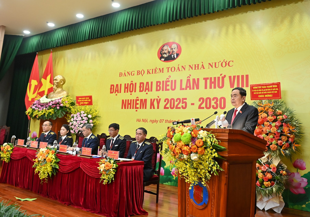 Bí thư Đảng ủy, Chủ tịch Quốc hội Trần Thanh Mẫn phát biểu chỉ đạo Đại hội. (Ảnh DUY LINH) bnd-5388.jpg
