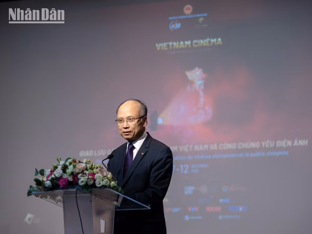 giao-luu-doan-lam-phim-duy-3.jpg