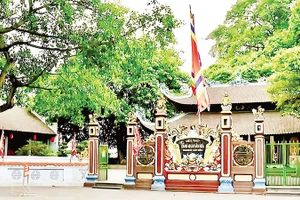 Đền thờ Trương Hán Siêu nằm dưới núi Non Nước tại phường Hoa Lư, tỉnh Ninh Bình.