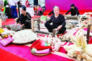 Sản phẩm tơ tằm truyền thống của tỉnh Hưng Yên.