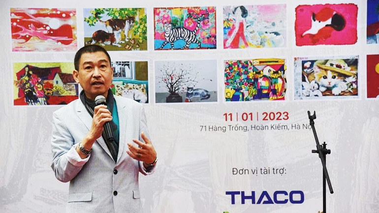 Họa sĩ Lê Thiết Cương phát biểu tại sự kiện triển lãm tranh của Báo Nhân Dân 2023. 172.jpg