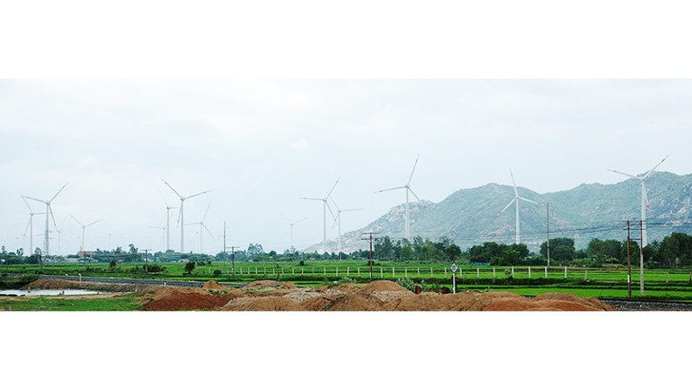 Việt Nam có nhiều lợi thế khai thác năng lượng gió. Ảnh: ANH QUÂN 222.jpg