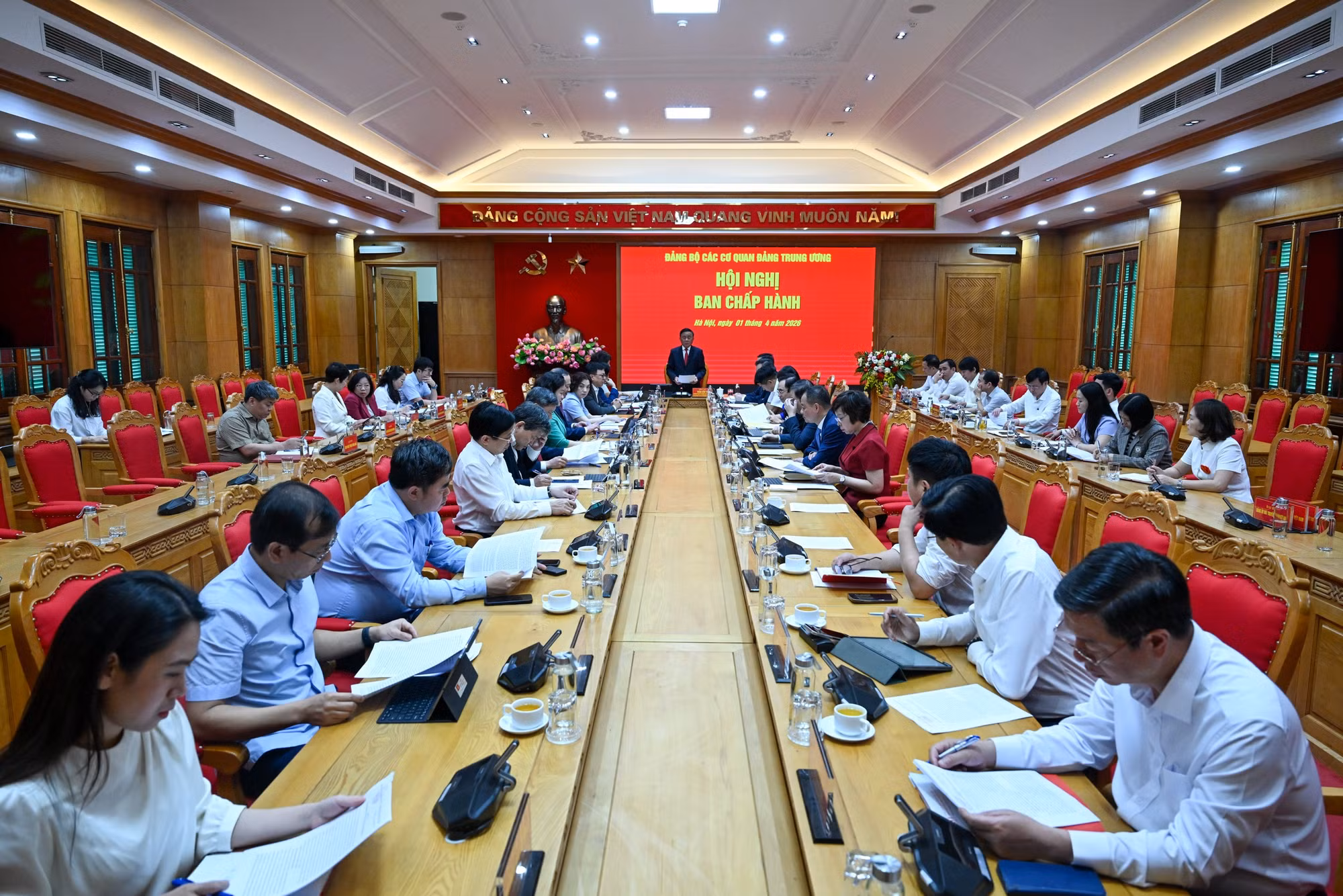 quang-canh.jpg