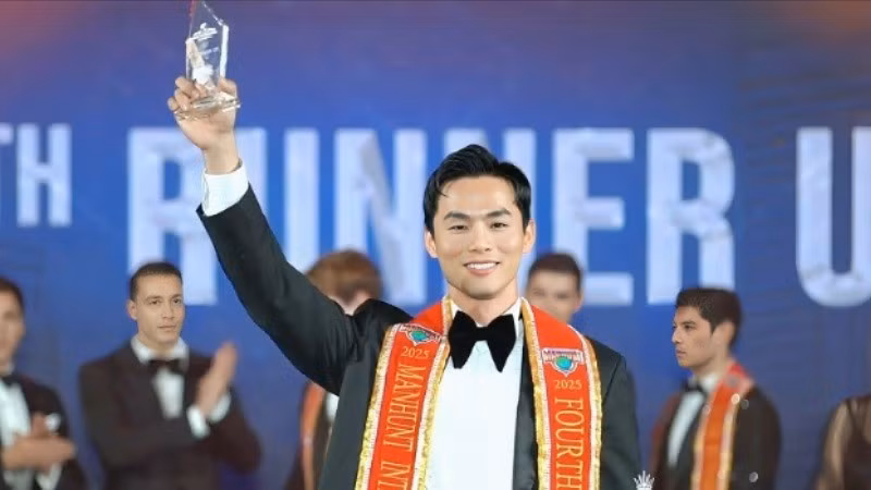 Vũ Linh đoạt danh hiệu Á vương 4 Manhunt International 2025. (Ảnh: BTC)