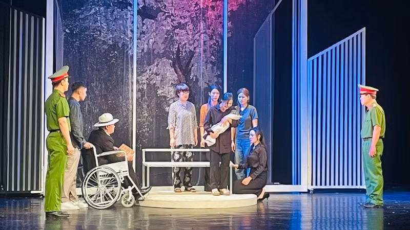 Vở diễn khẳng định phẩm chất, bản lĩnh của người chiến sĩ công an nhân dân.