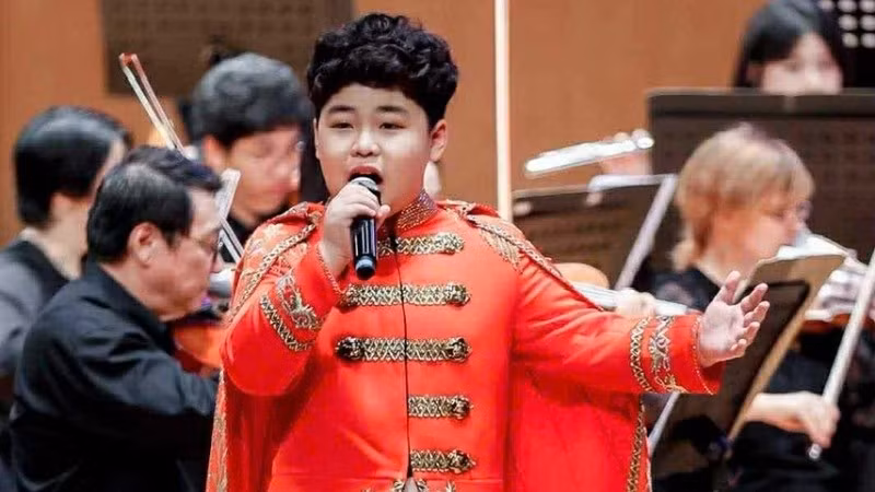 Dương Đức Hải là thí sinh Việt Nam duy nhất đạt giải Vàng ở bộ môn Thanh nhạc tại chung kết Liên hoan Nghệ thuật Quốc tế TSP - Thượng Hải 2025. (Ảnh: BTC)