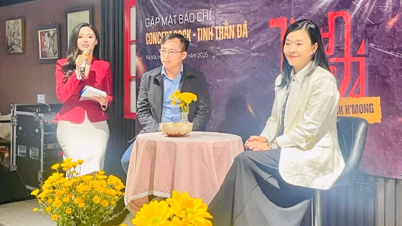 Gặp mặt báo chí giới thiệu về concert "Rock-Tinh thần đá".