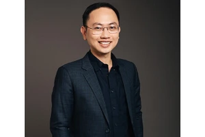 Nhà báo, BTV Lê Hoàng Linh.