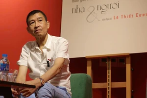 Họa sĩ Lê Thiết Cương.