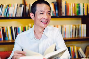 Nhà thơ Nguyễn Vĩnh Tiến