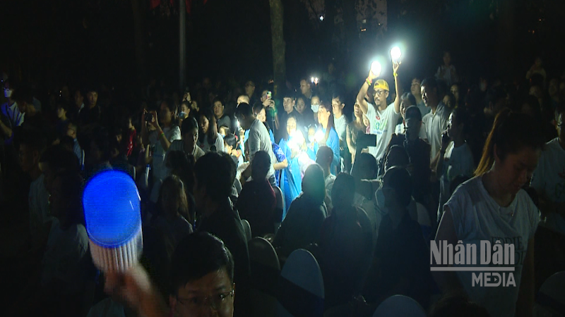 [Video] EVNHANOI hưởng ứng Chiến dịch Giờ Trái đất năm 2026 