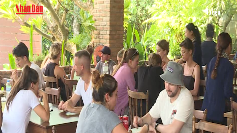 [Video] TP Hồ Chí Minh kích hoạt ứng phó khẩn cho du khách tại Trung Đông