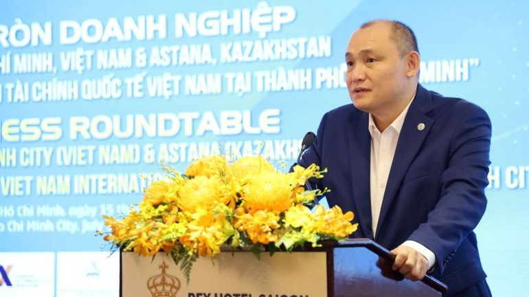 Đại sứ Đặc mệnh toàn quyền Kazakhstan tại Việt Nam, ông Kanat Tumysh phát biểu. h2-ban-tron-ong-kanat-tumysh-dai-su-dac-menh-toan-quyen-kazakhstan-tai-viet-nam-1-1.jpg