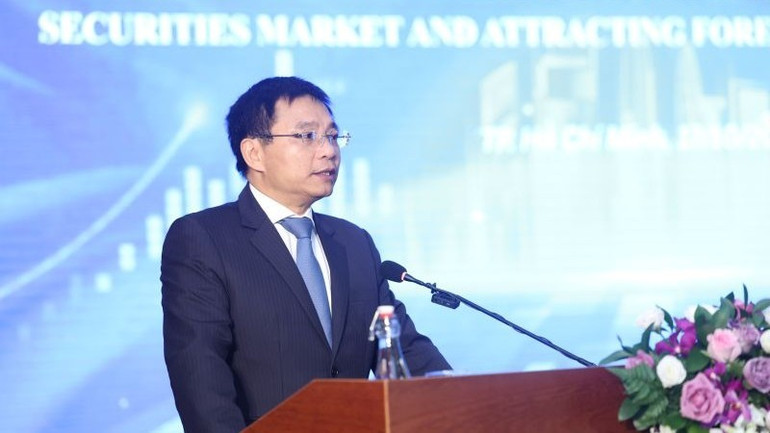 Ủy viên Trung ương Đảng, Bộ trưởng Tài chính Nguyễn Văn Thắng phát biểu tại Hội nghị. h3-hoi-nghi-ck.jpg