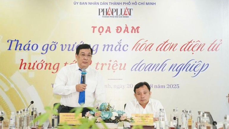 Ông Nguyễn Thái Bình, Phó Tổng Biên tập Báo Pháp Luật Thành phố Hồ Chí Minh phát biểu tại Tọa đàm. h2-ong-binh-pho-tbt.jpg