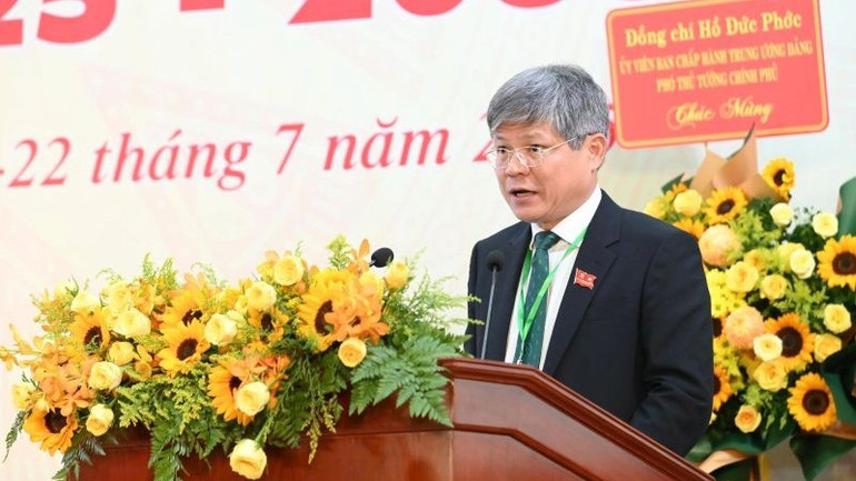 Ông Trần Công Kha, Bí thư Đảng bộ, Chủ tịch VRG phát biểu khai mạc Đại hội. h3-dai-hoi-vrg-ong-kha.jpg