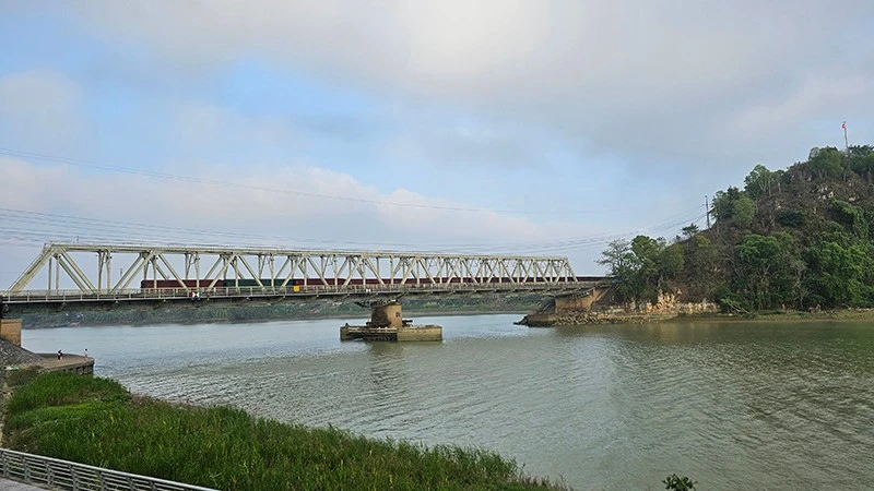 Cuộc thi ảnh đẹp Hàm Rồng: Thể lệ và giải thưởng hấp dẫn