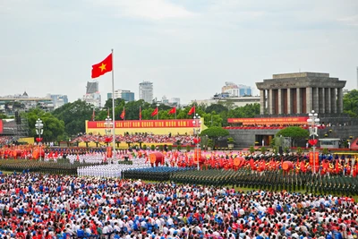 Việt Nam mở rộng cánh cửa hội nhập kinh tế quốc tế. (Ảnh: THẾ ĐẠI)