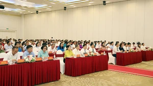 Các đại biểu dự hội nghị.