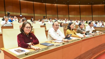 Quốc hội thông qua Nghị quyết về sắp xếp đơn vị hành chính cấp tỉnh, cả nước còn 34 tỉnh, thành