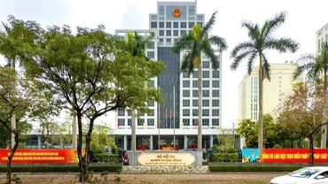 Chuyển giao 2 đơn vị của Bộ Nội vụ về Bộ Quốc phòng 