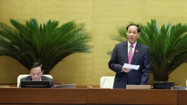 Phó Chủ tịch Quốc hội Trần Quang Phương phát biểu. (Ảnh: DUY LINH)