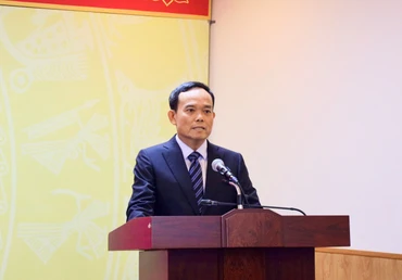 Đồng chí Trần Lưu Quang phát biểu tại hội nghị.