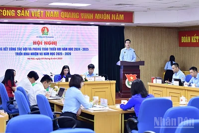 Toàn cảnh hội nghị.