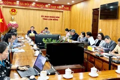 Quang cảnh buổi làm việc.
