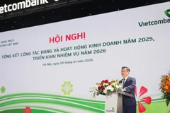 Đồng chí Nguyễn Thanh Tùng, Ủy viên Ban Chấp hành Đảng bộ Chính phủ, Bí thư Đảng ủy, Chủ tịch Hội đồng Quản trị Vietcombank khai mạc Hội nghị tổng kết công tác Đảng và hoạt động kinh doanh năm 2025, triển khai nhiệm vụ năm 2026.