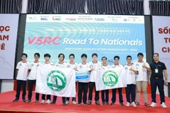 Từ các thiết bị ở phòng Lab do Petrovietnam trao tặng, Đội "GreenAms Robotics Team" của trường Trung học Phổ thông Chuyên Hà Nội-Amsterdam đã đoạt vé vào vòng chung kết giải vô địch quốc gia!