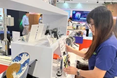 Các doanh nghiệp ngành cơ khí trưng bày sản phẩm tại “Tuần lễ kết nối giao thương và giới thiệu sản phẩm ngành cơ khí, điện và công nghệ số năm 2025”.