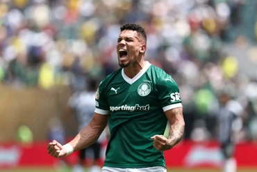 Paulinho mang về bàn thắng duy nhất đưa Palmeiras vào tứ kết. (Ảnh: FIFA)