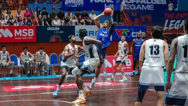 Trâu Thủ đô vượt qua V Islanders với tỷ số 113-96. (Ảnh: VBA)