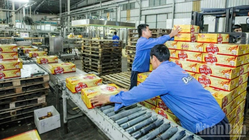 Tập đoàn Hương Sen: Điển hình Đảng trong doanh nghiệp tư nhân với 80 đảng viên