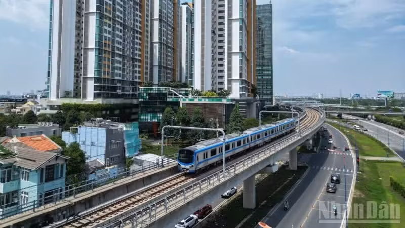 Thành phố Hồ Chí Minh và tỉnh Đồng Nai đang phối hợp triển khai 5 tuyến metro kết nối sân bay Long Thành.