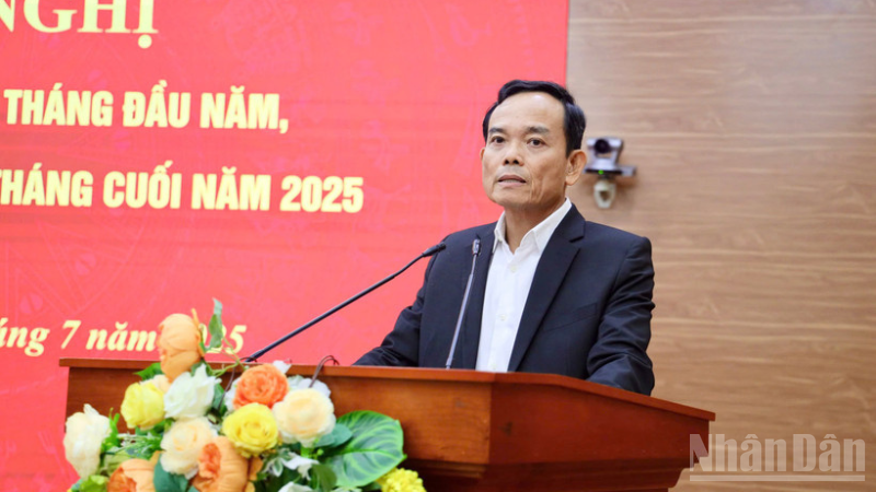 Đồng chí Trần Lưu Quang phát biểu chỉ đạo hội nghị.