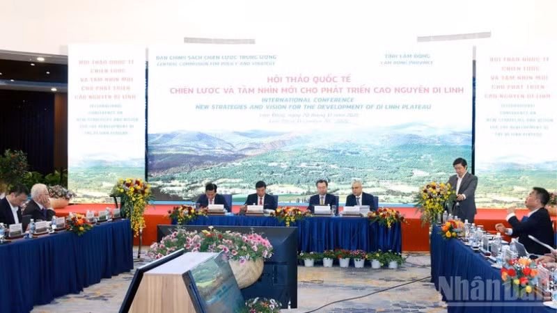 Quang cảnh hội thảo.