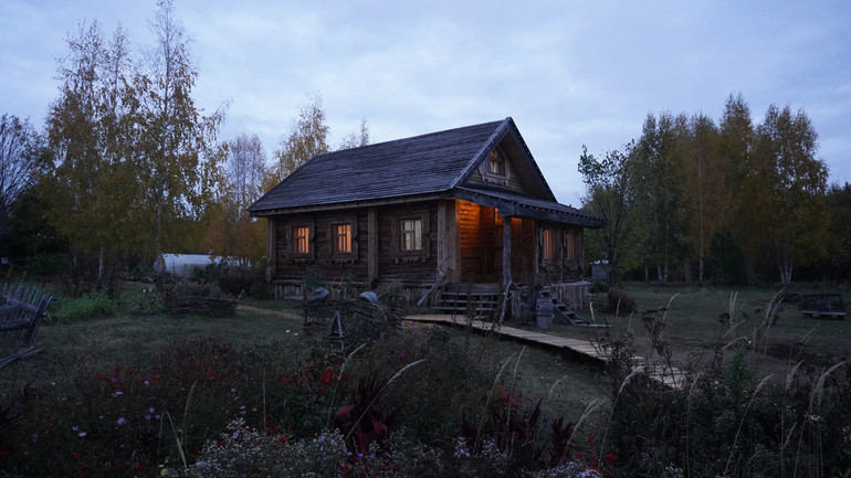 Ngôi nhà truyền thống của người Chuvash. Ngôi nhà truyền thống của người Chuvash.