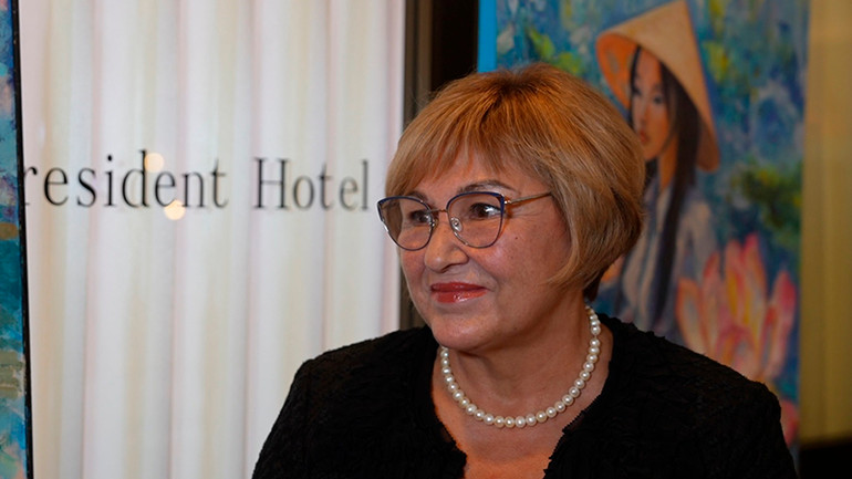 Bà Tatyana Lapteva, Giám đốc Nhà văn hóa Suzdalsky ở Saint Petersburg.